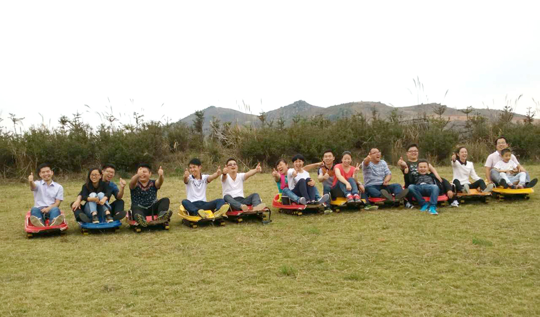 2015年覆卮山滑草活动