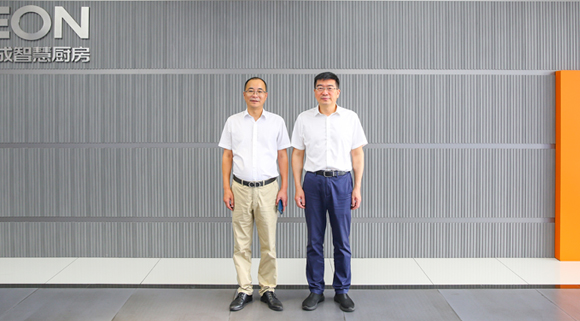 浙江省市场监督管理局副局长章一文一行莅临科恩考察指导！